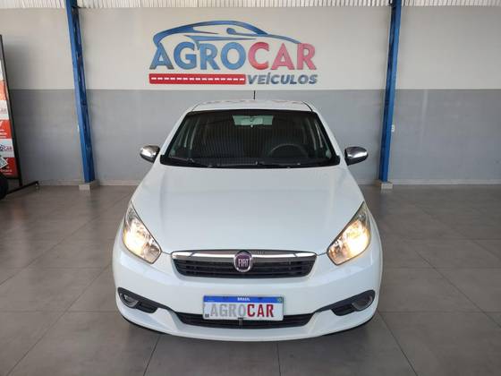 FIAT GRAND SIENA 1.4 MPI ATTRACTIVE 8V FLEX 4P MANUAL FIAT GRAND SIENA 1.4 MPI ATTRACTIVE 8V FLEX 4P MANUAL